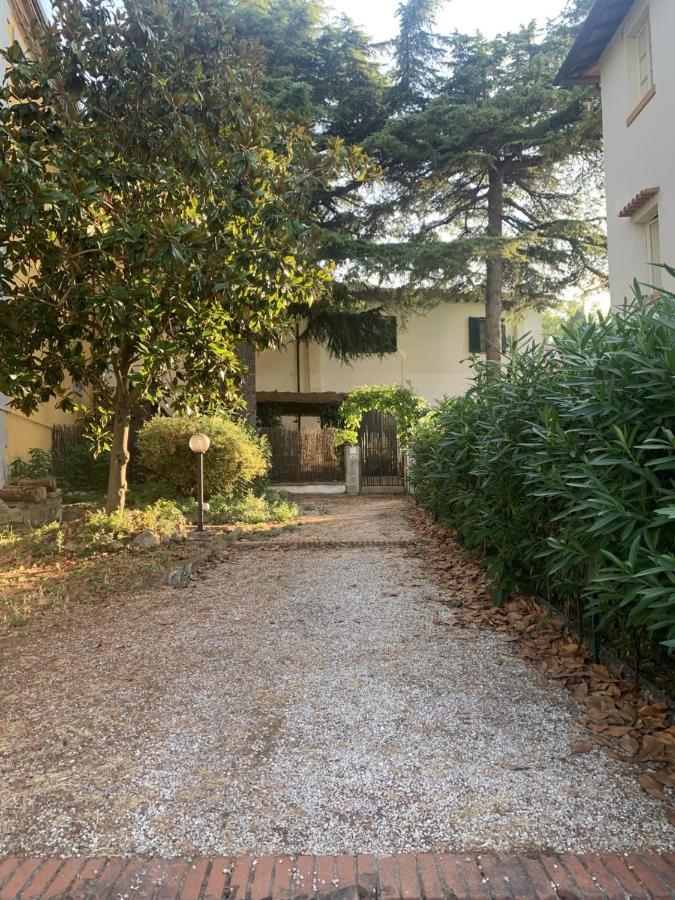 Apartament La Lanterna Collesalvetti Zewnętrze zdjęcie