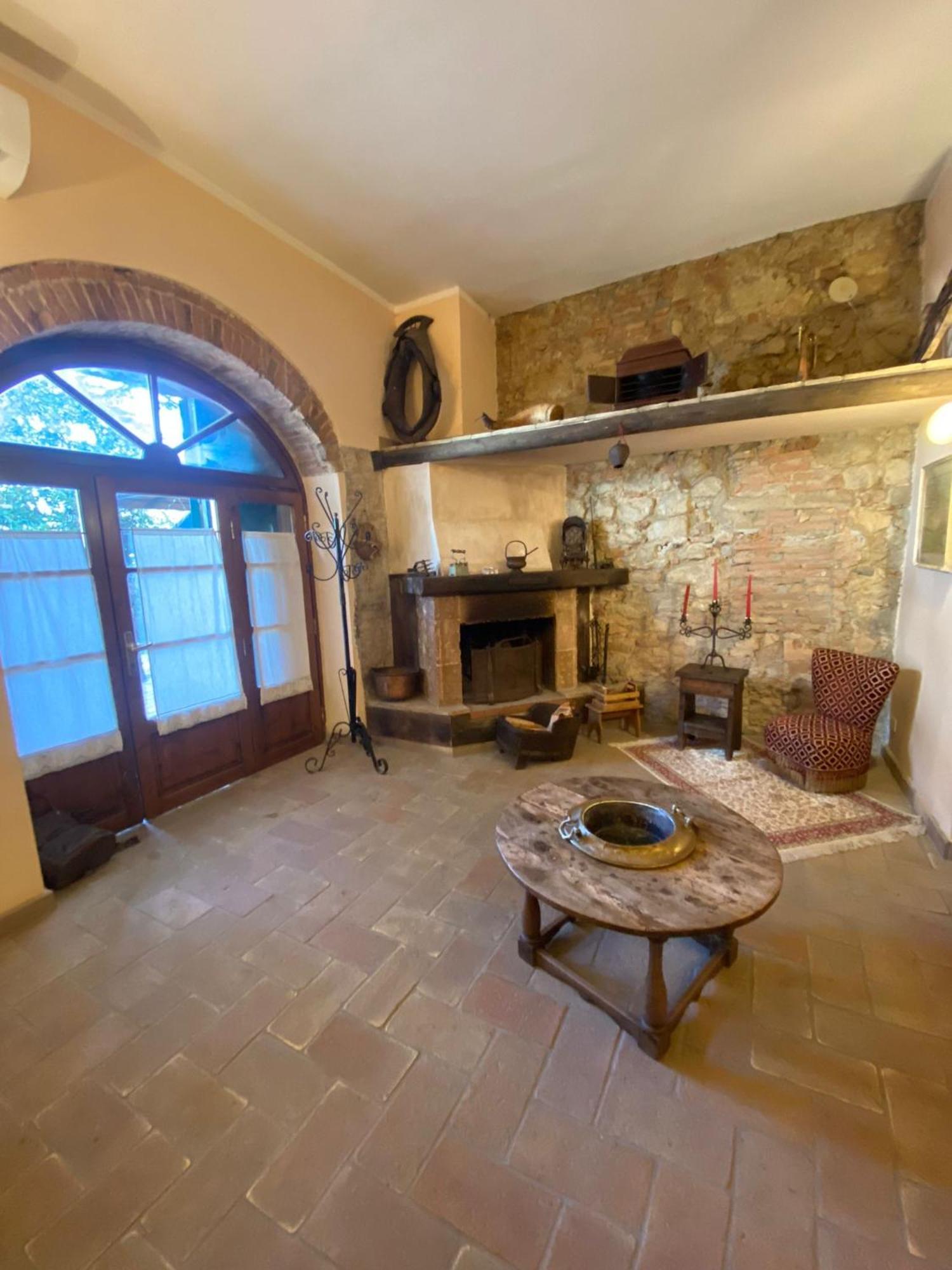 Apartament La Lanterna Collesalvetti Zewnętrze zdjęcie