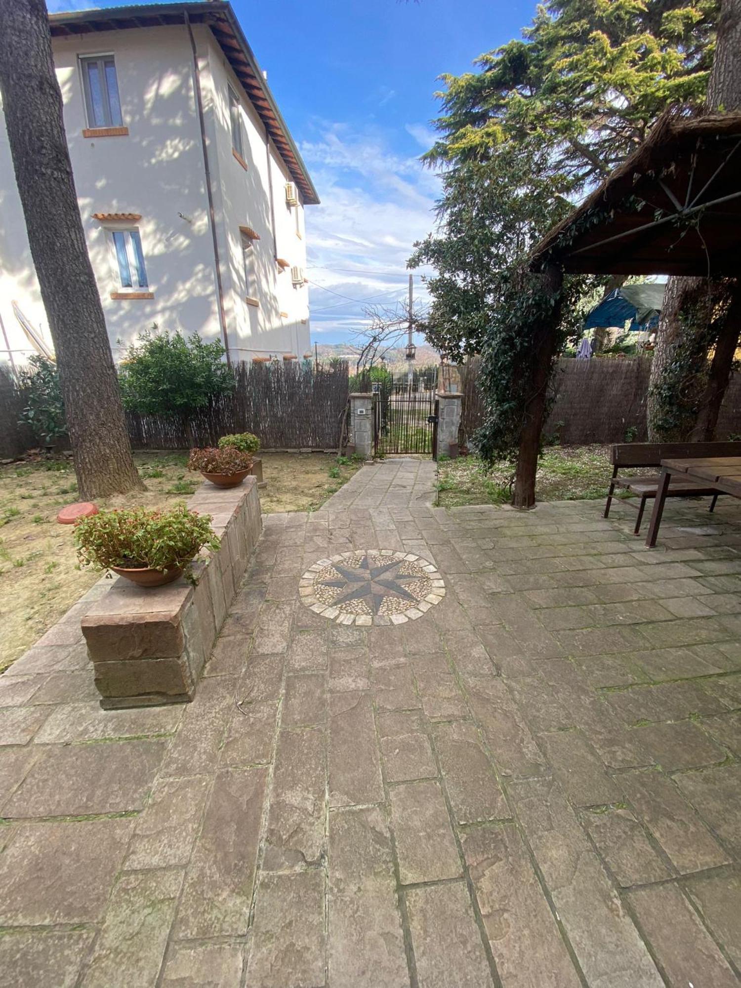 Apartament La Lanterna Collesalvetti Zewnętrze zdjęcie